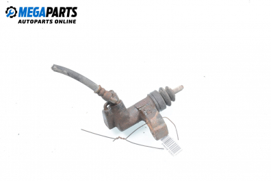 Долна помпа за съединител за Nissan Almera II Hatchback (01.2000 - 12.2006)
