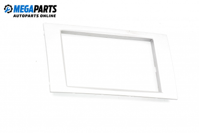 Централна конзола за Ford Focus II Hatchback (07.2004 - 09.2012)