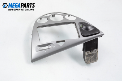 Централна конзола за Ford Focus I Hatchback (10.1998 - 12.2007)