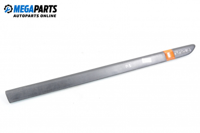 Външни лайсни за Renault Laguna II Hatchback (03.2001 - 12.2007), хечбек, позиция: дясна