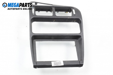 Централна конзола за Mitsubishi Colt IV Hatchback (03.1992 - 04.1996)