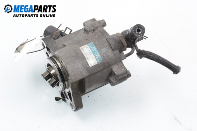 Вакуум помпа за Toyota Corolla Hatchback (11.2001 - 02.2007) 2.0 D-4D (CDE120R, CDE120L), 110 к.с., № Denso 29300-27010