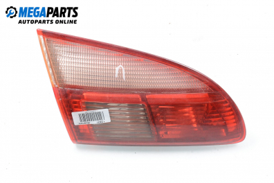 Вътрешен стоп за Toyota Avensis Station Wagon I (09.1997 - 02.2003), комби, позиция: лява