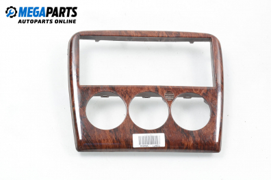 Централна конзола за Opel Vectra B Hatchback (10.1995 - 07.2003)