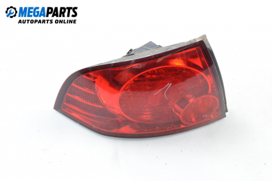 Стоп за Nissan Sentra V Sedan (01.2000 - 12.2006), седан, позиция: лява