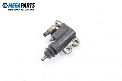 Долна помпа за съединител за Nissan Primera Traveller III (01.2002 - 06.2007)