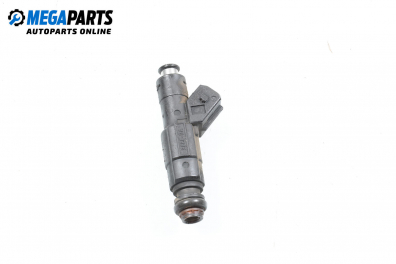 Дюза бензин за Ford Mondeo II Estate (08.1996 - 09.2000) 1.8 i, 115 к.с., № Bosch 0 280 155 819