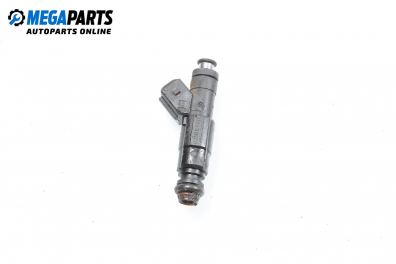 Дюза бензин за Ford Mondeo II Estate (08.1996 - 09.2000) 1.8 i, 115 к.с., № Bosch 0 280 155 819
