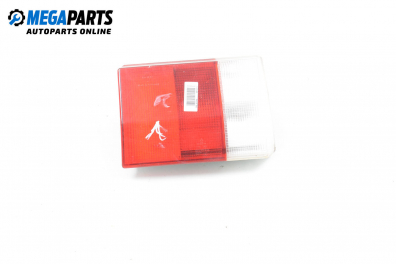 Вътрешен стоп за Audi 80 Sedan B3 (06.1986 - 10.1991), седан, позиция: лява