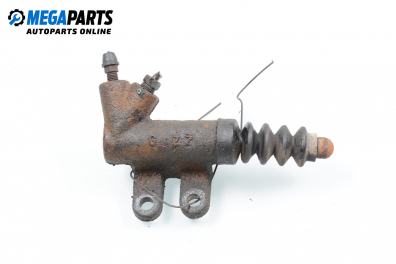 Долна помпа за съединител за Mazda 323 F VI Hatchback (09.1998 - 05.2004)