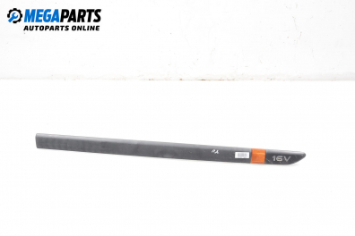 Външни лайсни за Renault Laguna II Hatchback (03.2001 - 12.2007), хечбек, позиция: дясна