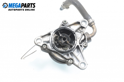 Вакуум помпа за Renault Laguna I Hatchback (11.1993 - 08.2002) 2.2 dT (B569), 113 к.с.