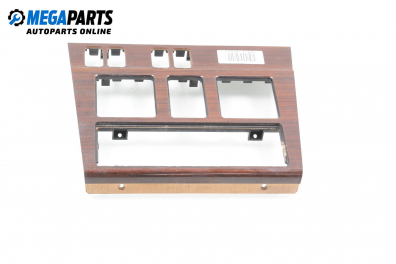 Централна конзола за Mercedes-Benz C-Class Sedan (W202) (03.1993 - 05.2000)