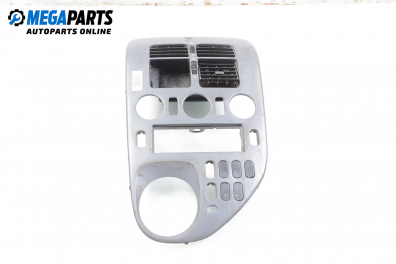 Централна конзола за Mercedes-Benz Vito Bus (638) (02.1996 - 07.2003)