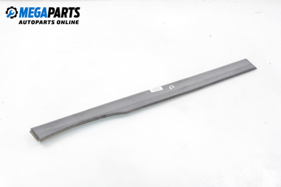 Външни лайсни за Citroen Saxo Hatchback (02.1996 - 04.2004), хечбек, позиция: дясна