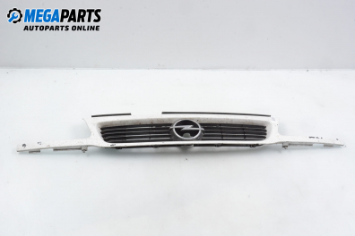 Решетка за Opel Astra F Estate (09.1991 - 01.1998), комби, позиция: предна
