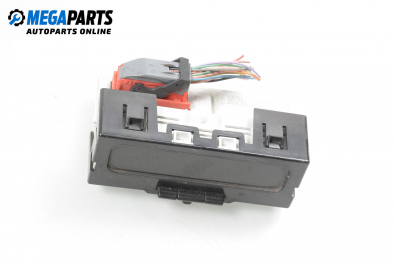 Часовник за Renault Megane II Hatchback (07.2001 - 10.2012)