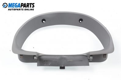 Интериорна пластмаса километраж за Volvo V40 Estate (07.1995 - 06.2004), 4+1 вр., комби