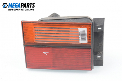 Вътрешен стоп за Volkswagen Vento Sedan (11.1991 - 09.1998), седан, позиция: лява