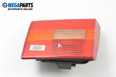 Вътрешен стоп за Volkswagen Passat Variant B3, B4 (02.1988 - 06.1997), комби, позиция: лява