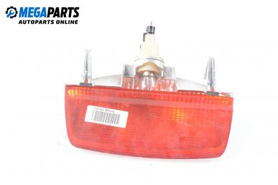 Трети стоп за Nissan Micra III Hatchback (01.2003 - 06.2010), хечбек