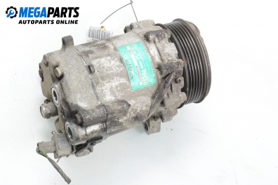 Компресор климатик за Volkswagen Polo Hatchback II (10.1994 - 10.1999) 75 1.6, 75 к.с., № 6N0 820 803 A