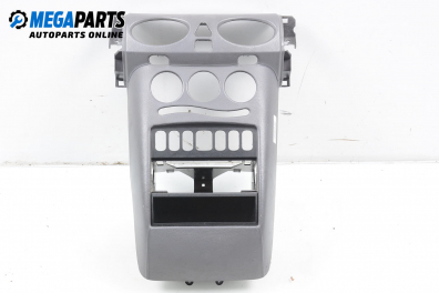 Централна конзола за Mercedes-Benz A-Class Hatchback  (W168) (07.1997 - 08.2004)