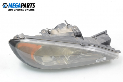 Фар за Nissan Primera Traveller II (06.1996 - 01.2002), комби, позиция: дясна