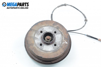 Шенкел главина за Renault Clio II Hatchback (09.1998 - 09.2005), позиция: предна, лява