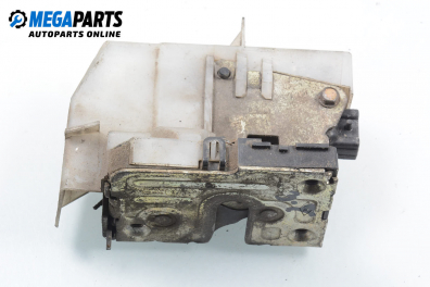 Брава на врата за Renault Symbol Sedan (02.1998 - 04.2008), позиция: задна, дясна