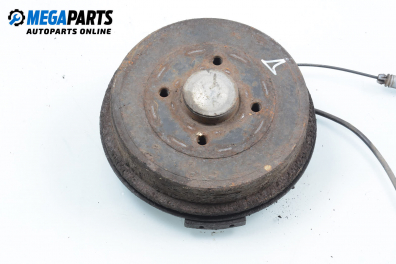 Шенкел главина за Renault Symbol Sedan (02.1998 - 04.2008), позиция: задна, дясна