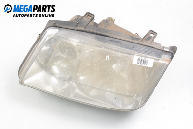 Фар за Volkswagen Bora Sedan (10.1998 - 12.2013), седан, позиция: лява