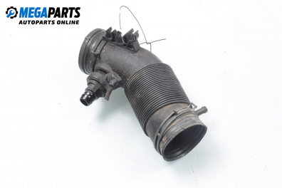 Въздуховод за Volkswagen Bora Sedan (10.1998 - 12.2013) 2.3 V5 4motion, 150 к.с.