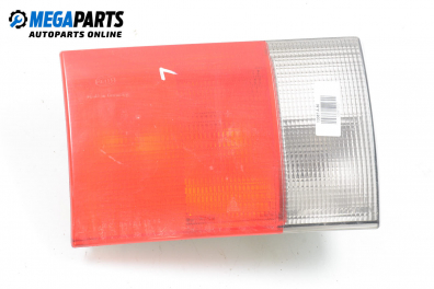 Вътрешен стоп за Audi 80 Sedan B4 (09.1991 - 12.1994), седан, позиция: лява