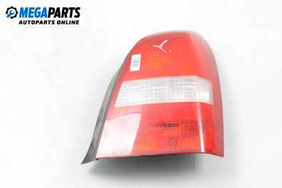 Стоп за Nissan Primera Sedan III (01.2002 - 06.2007), седан, позиция: дясна