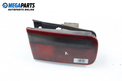 Вътрешен стоп за Honda Accord V Sedan (09.1995 - 10.1998), седан, позиция: лява