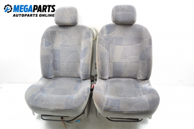Комплект салон за Renault Megane Scenic (10.1996 - 12.2001), 4+1 вр.