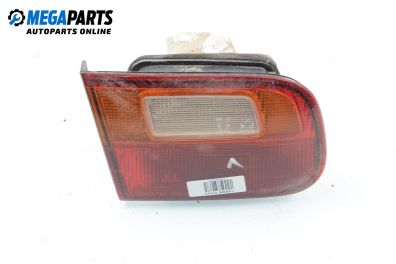 Вътрешен стоп за Honda Civic V Sedan (10.1991 - 12.1995), седан, позиция: лява