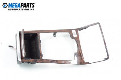 Централна конзола за Audi A8 Sedan II (10.2002 - 07.2010)