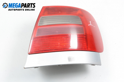 Стоп за Audi A4 Sedan B5 (11.1994 - 09.2001), седан, позиция: дясна