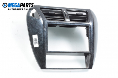 Централна конзола за Mitsubishi Space Runner Minivan II (08.1999 - 08.2002)