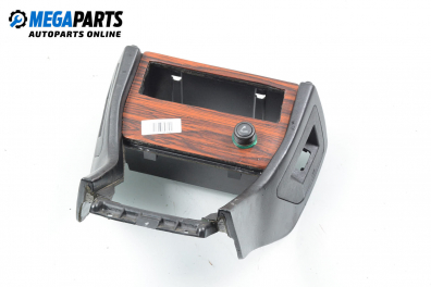 Централна конзола за Mercedes-Benz E-Class Sedan (W124) (06.1993 - 12.1995)