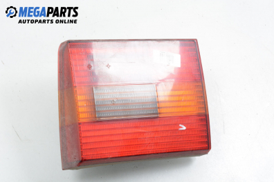 Вътрешен стоп за Volkswagen Passat Variant B3, B4 (02.1988 - 06.1997), комби, позиция: лява