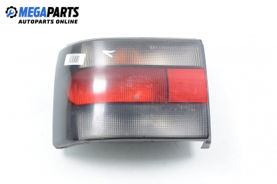 Стоп за Renault 19 II Hatchback (01.1991 - 06.2001), хечбек, позиция: лява