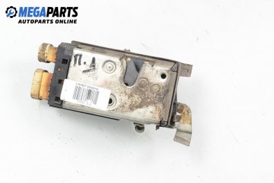 Брава на врата за Lancia Dedra Sedan (01.1989 - 07.1999), позиция: предна, дясна