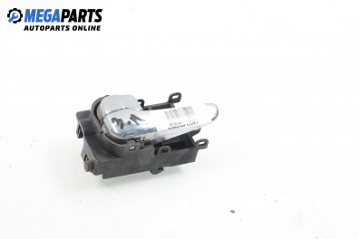 Вътрешна дръжка за Nissan Primera Sedan II (06.1996 - 12.2001), 4+1 вр., седан, позиция: задна, лява