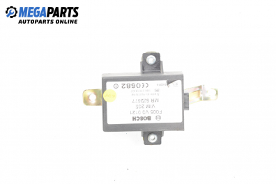 Имобилайзер за Mitsubishi Space Star Minivan (06.1998 - 12.2004), № Bosch F005 V0 0121
