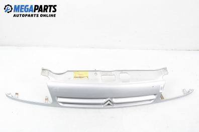 Решетка за Citroen Saxo Hatchback (02.1996 - 04.2004), хечбек, позиция: предна