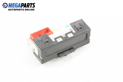 Часовник за Renault Megane II Hatchback (07.2001 - 10.2012)