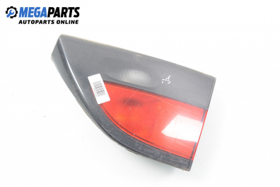 Вътрешен стоп за Renault Megane I Classic Sedan (09.1996 - 08.2003), седан, позиция: дясна